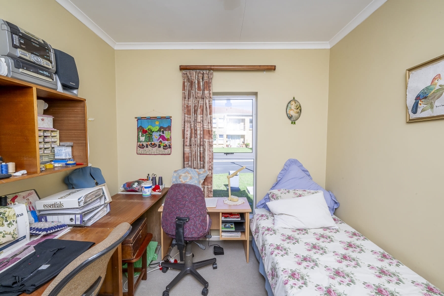 2 Bedroom Property for Sale in Protea Heights Western Cape